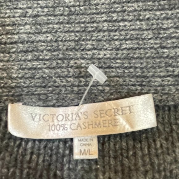 Women's Victoria's Secret Cashmere Sweater Cardigan - Picture 6 of 6